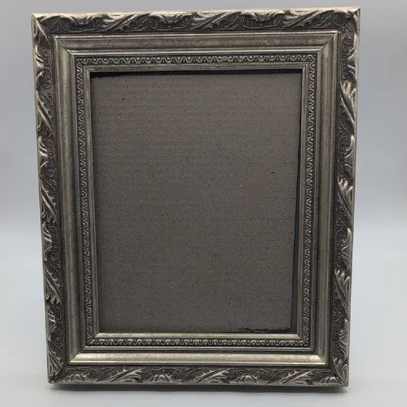Elegant Silver Ornate Wooden Picture Frame - Picture 1 of 8